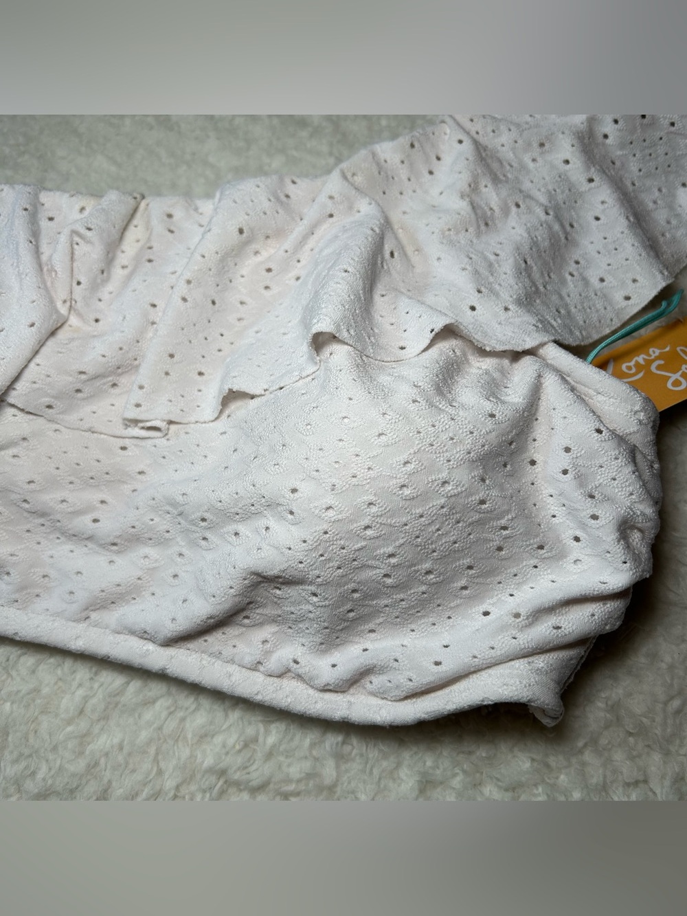 Kona Sol White Eyelet Ruffle One Shoulder Bikini Top Large NEW - Picture 2 of 7